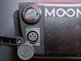 Zx-36v14.5ah-f-10s5p Mooncool E-bike Battery And Charger - Model