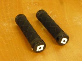 Odi 711484195099 Reflex V2.1 Lock-on Mountain Bike Grips Impact Damping 135mm