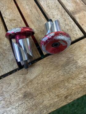 F71apr Odi Used As Is Aluminum Bar End Plugs Red