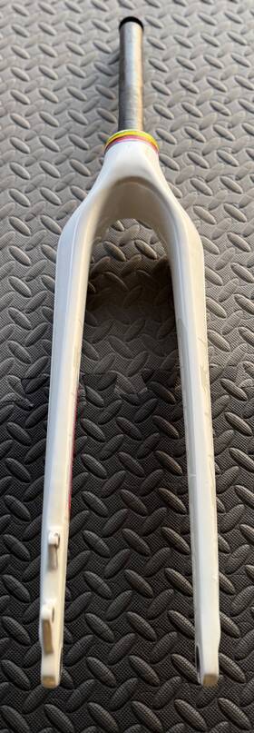 34456117002 On One Carbon Mountain Bike Fork Rigid 29 Inch Qr 1-1/8 Disc White Used