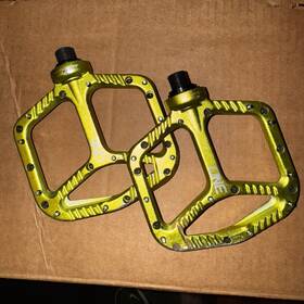 1c0380grn Oneup Components Aluminum Platform Pedals Green