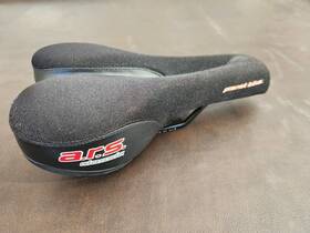 Planet Bike 642016500114 A.r.s. Classic Black Saddle For Women Peloton Mountain