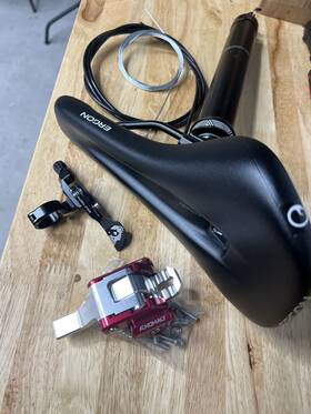 Pnw Components 850005672715 Loam Dropper Lever Saddle Switchgrade Combo