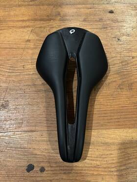 Prologo 716112788465 Saddle Nago R4 Pas Nack Carbon 147 Bk - Good Condition