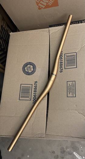 946-00-003-06 Raceface Turbine 20 Mtb Handlebar Diameter 35mm 780mm Rise 20mm Gold