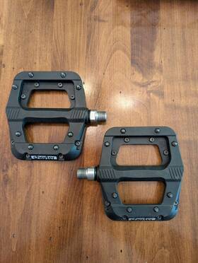 Pd24complblk Raceface Chester Pedals - Platform Composite 9/16 Inch Large Black