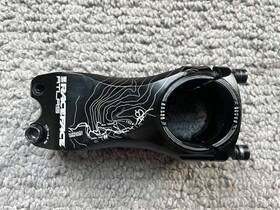 St12a31.865x0blk Raceface Race Face Atlas Stem 65mm 31.8 Clamp /-0 1 1/8 Inch Aluminum Black
