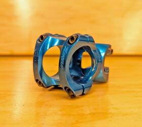 St17turr3540x0blu Raceface Turbine R 35 Stem - 50mm 35mm Clamp /-0 1 1/8 Inch Blue