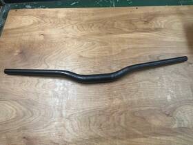 M158-01-006-01 Renthal V3 Fatbar 35 Mtb Handlebar Diameter 35mm 800mm Rise 30mm Black