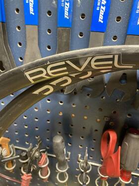 Rw30 Revel Rims. Carbon. 29 Inch . 32 Hole. Tubeless