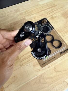 40201 Reverse Components Single Speed Kit 13t Rear Derailleur Hanger Mount Black