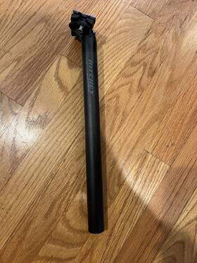 41036117005 Ritchey Comp Carbon Seatpost 27.2 350mm 25mm Offset Black 2 Bolt Design