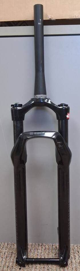 00.4020.557.000 Rockshox Recon Silver Rl Suspension Fork - 29 Inch 100mm 15x110mm 51mm Offset D1