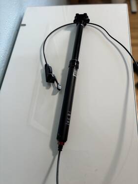 00.6818.065.009 Rockshox Reverb Dropper Seatpost - 31.6mm 175mm Travel Black