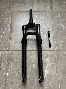 Rockshox 004020557003 Recon Silver Rl 27.5 Inch Suspension Fork - Black