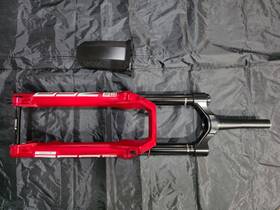 Rockshox 710845907302 Zeb Ultimate Charger 3.1 Rc2 Fork -27.5 Inch - 180mm 15 X 110 Mm Red