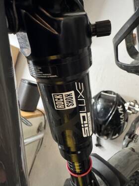 Rs-sidl-ult3-a2 Rockshox Sidluxe Ultimate 3p / 3 Position Air Rear Shock 190 X 45 - With Remote