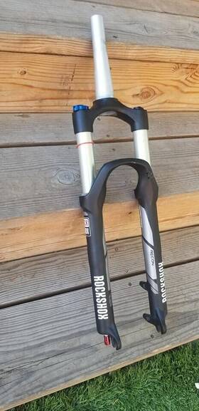 Rs9643001 Rockshox Recon Gold Tk 26 Inch Suspension Fork - Black