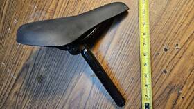 Rd-306 Roodin Black Bicycle Saddle Seat
