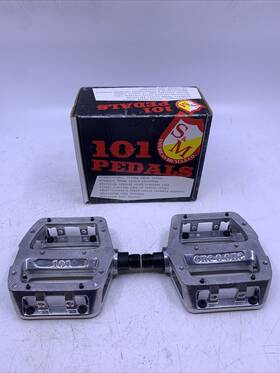 06-ped-lsr S&m Bikes 101 Aluminum Pedals - 9/16 Inch Spindle For 3 Piece Cranks Silver