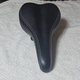Schwinn 038675238619 Soft Foam Padded Sport Bike Seat X