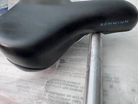 76785-2 Schwinn Bike Thick Seat