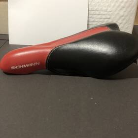 Sct-2 Schwinn Quality Bicycle Seat Saddle Viscount M Red Black