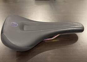 06326 Sdg Bel-air V3 Max Saddle Lux-alloy Rails Black/oil-slic