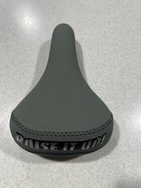 4639 Se Racing Bikes Raise It Up Railed Padded Gray Saddle With Bottle Opener Bmx