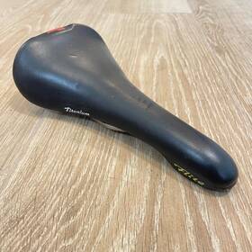 Selle Italia 030282360440 Flite Classic Titanium Rails Bicycle Saddle Black - Vintage
