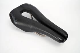 070a520ikc002 Selle Italia Trans Am Gel Flow Saddle Black Stainless Rails 133x275mm Road Bike