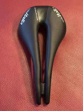080h903ahc001 Selle Italia Novus Endurance Tm Superflow Saddle - Manganese Black L3