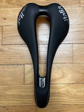 Ti136 Selle Italia Slr Superflow Road Saddle - Black / L3