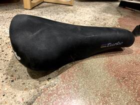 Z8030282396890 Selle Italia Vintage 1987 Turbo Bicycle Saddle - Black