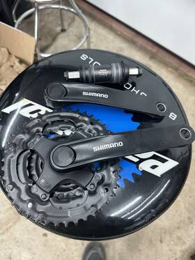 42-34-22t Shimano Fc-ty301 Triple Crankset 175mm With Square Tapered Bottom Bracket
