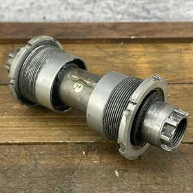 Bb-7700 Shimano Vintage Dura Ace Bottom Bracket 109.5 Octalink V1 68 English A4
