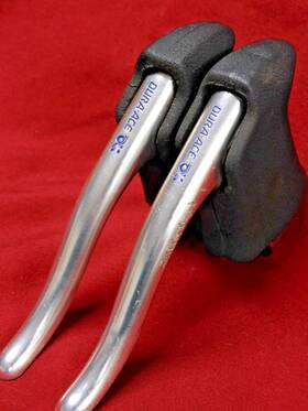 Bl-7300 Shimano Vintage Dura-ace Ax Aero Brake Levers With Cracking Black Hoods