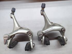 Br-1055 Shimano 105 Brake Calipers Set Dual Pivot Short Reach Recessedbolt -