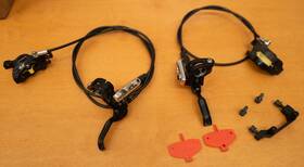Br-785 Shimano Xt Disc Brake Set - Working But Needs Shoes And New Oil