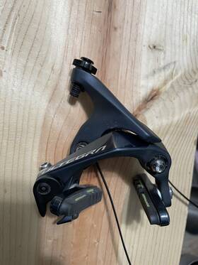 Br-r8010-f Shimano Ultegra Front Direct Mount Brake Caliper