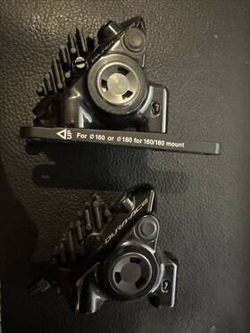 Br-r9270 Shimano Dura Ace Flat Mount Disc Brake Used Twice