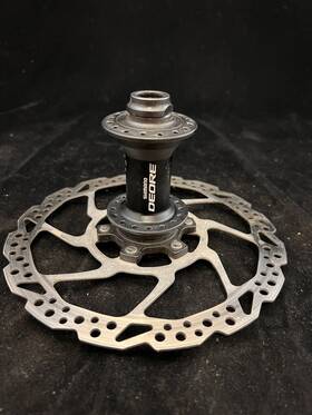 Ehbm525abls Shimano Deore Hb-m525a Front Hub - Qr X 100mm 6-bolt Black 32h And Brake Rotor