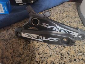 F-m820 Shimano Saint Crankset Without Chain Ring