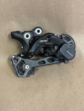 Irdm8000gs Shimano Deore Xt Rd-m8000 11-speed Rear Derailleur Used