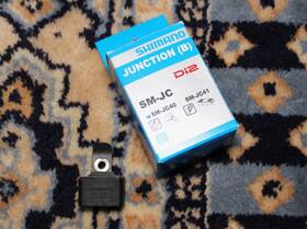 Sm-jc40 Shimano Ismjc40 Di2 External Frame 4-port Wire Routing Junction Box