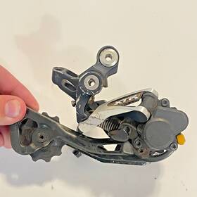 Rd-m986 Shimano Xtr Medium Cage 10-speed Rear Derailleur