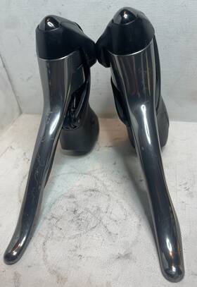 St-5600 Shimano S-5600 105 Shifters 10 Speed 10x3 Triple