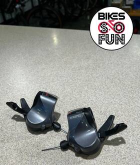 Sl-r2000 Shimano Take-off Claris 22.2 8s Road Flat Bar Shifter Set
