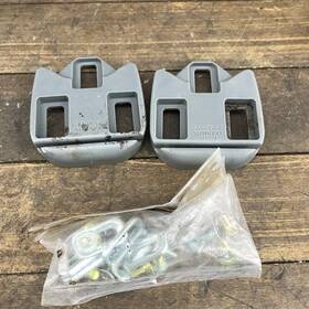 Sm-pd64 Shimano Pedal Cleats Set Gray Japan Road Bike Spd With Bolts Hardware
