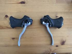 St-3303 Shimano St-3300/st-3303 Sora 3x8 Flight Deck Brake Shifter Levers Set